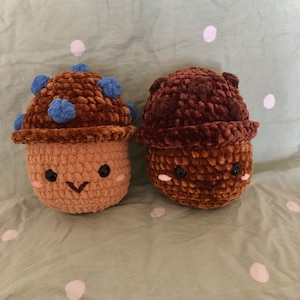 Crocheted Muffins