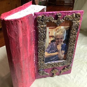 Bereavement gift, grief, condolences, customize, “book”box,  comfort, memory keep, unique, self help or give to mourning friend or relative,
