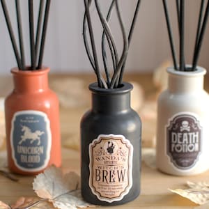 Halloween Witches Reed Diffuser, Magic Potion Bottle Reed Diffuser, Halloween Decoration Gift for Home, Essential Oil Gift for Friend