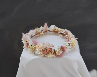Powder blusher themed wedding dry flower crown, pampas grass rabbit tail mixed color bride crown, little daisy girl headdress