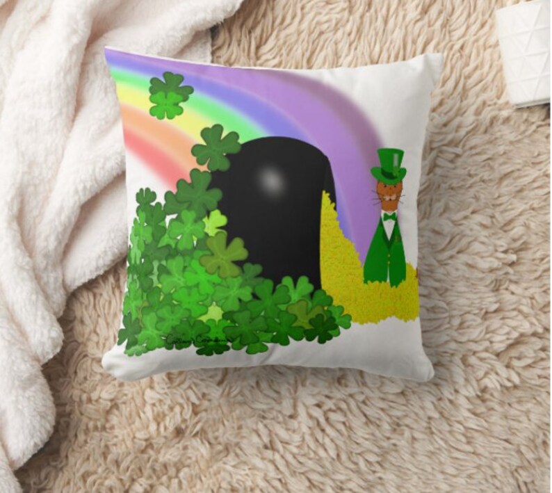 Oliver The Otter Spring Throw Pillows 画像 8