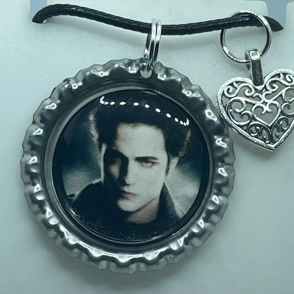 Edward Cullen  Twilight Vampire  Horror Movie Necklace Pendant Jewelry