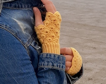 Fingerless Gloves Pattern PDF and Video tutorial. Crochet mittens pattern.