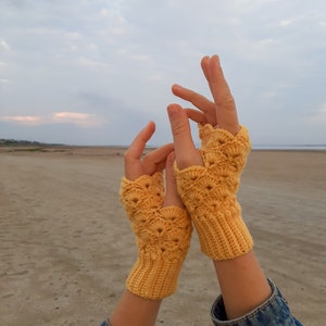 Fingerless Gloves Pattern PDF and Video tutorial. Crochet mittens pattern. image 2