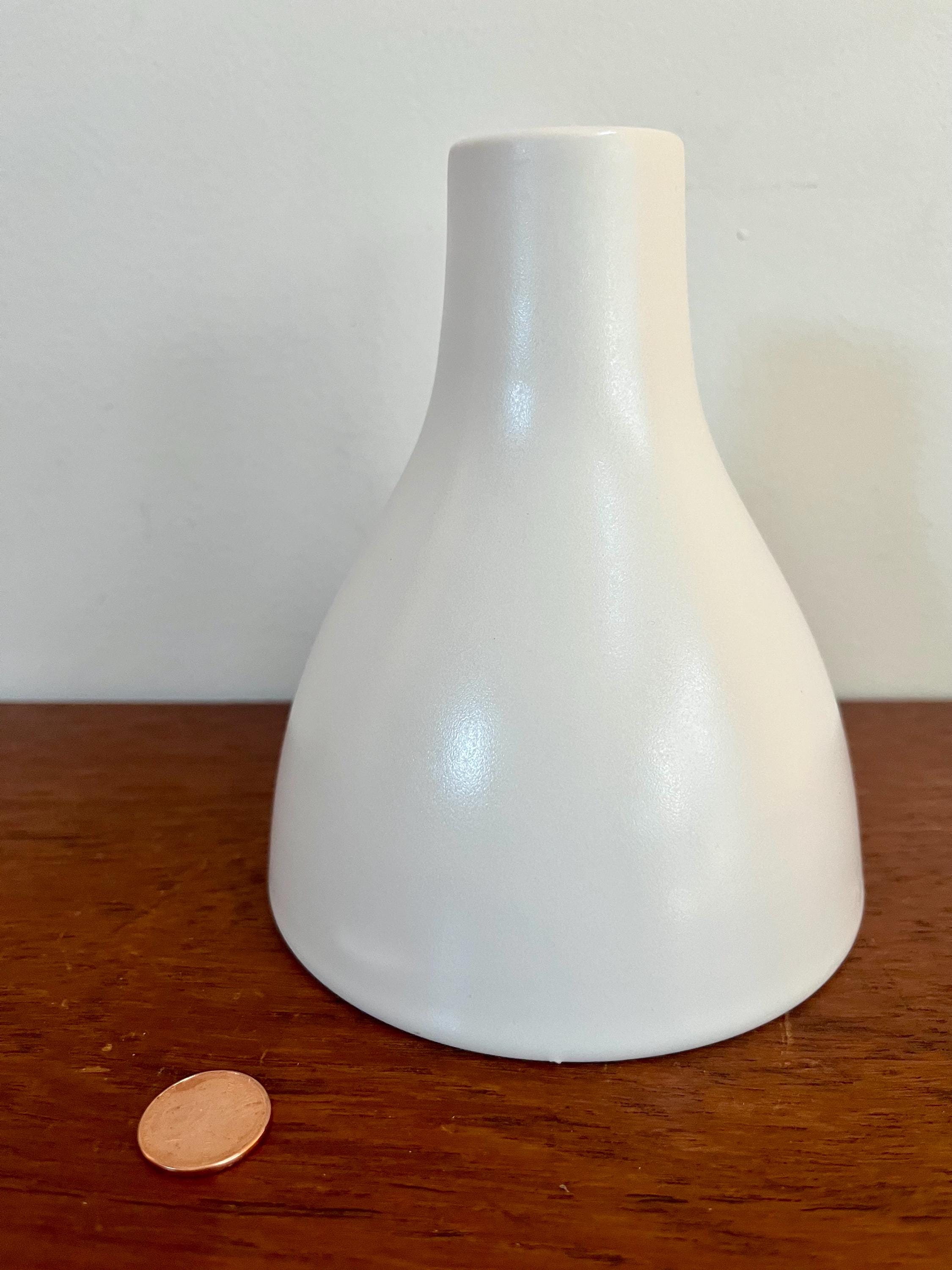 IKEA Vintage / Retired Smooth Bud Vase (5.5” H) With off White