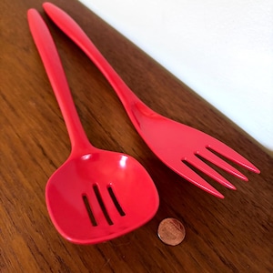 Rosti for Hutzler 2-piece set of vintage reddish orange melamine serving utensils - fork & spoon - Denmark - modern - postmodern - European