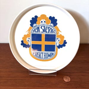 Gustavsberg &quot;Heja Sverige&quot; plate / tray (7”w) designed by Margareta Hennix - Friskt Humor pattern - Flintgods - Sweden - Scandinavian