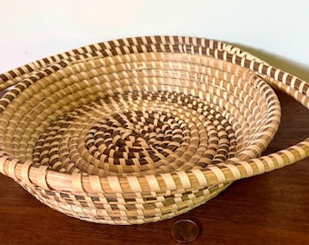 South Carolina (USA) handwoven sweet grass tray basket with two sided handles (12.5”w) - vintage - Southeast coastal US - folk artistry