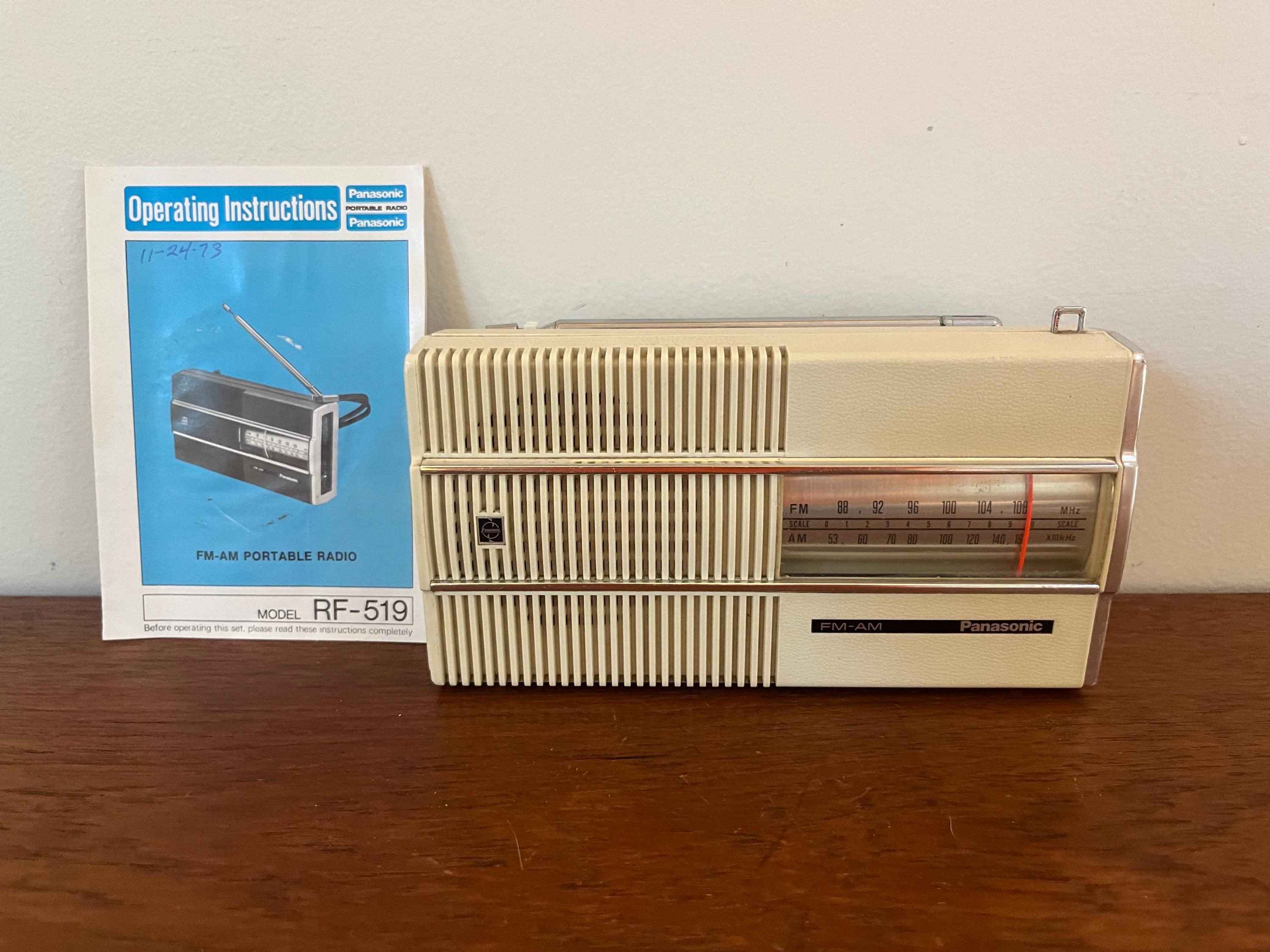 Panasonic RF-519 Vintage Chrome & White, Clear and Black Plastic