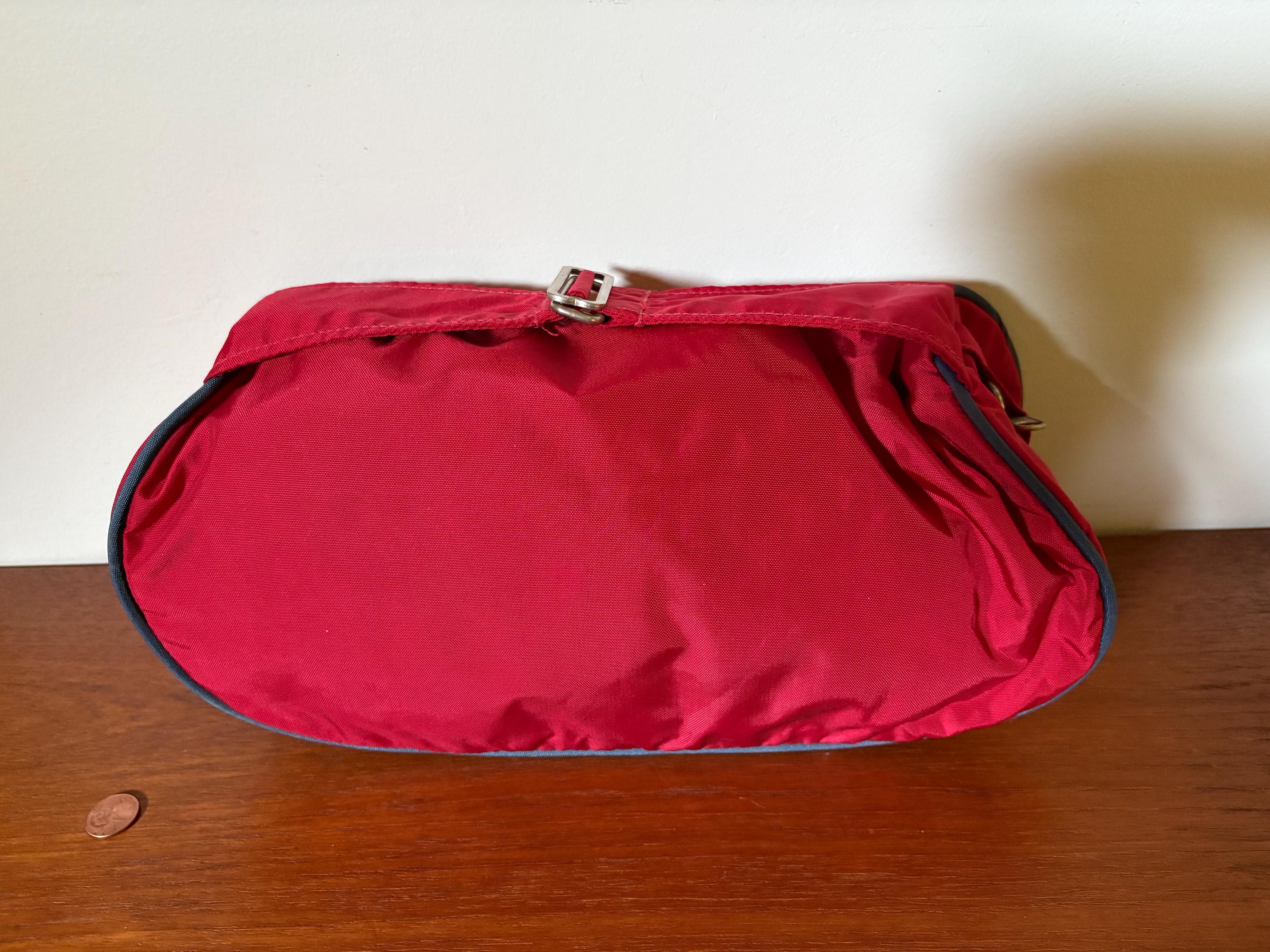 The North Face Early (1970s) Vintage Authentic Red Lumbar (fanny 