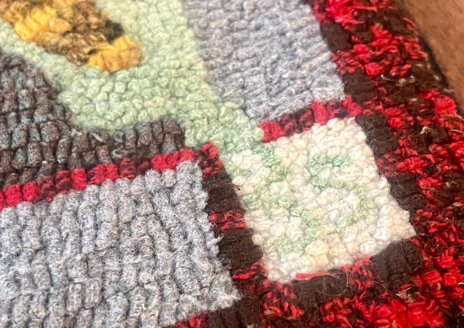 Machine Made Hooked Rugs Americana Finished Wool Handmade Hooked Rug / Wall Hanging (17” W X 14 ...