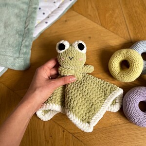 Crochet Frog Lovey, Crochet Baby blanket Pattern, Crochet lovey for baby, DIY baby shower gift, DIY Baby Gift, Crochet pattern for Beginner image 5