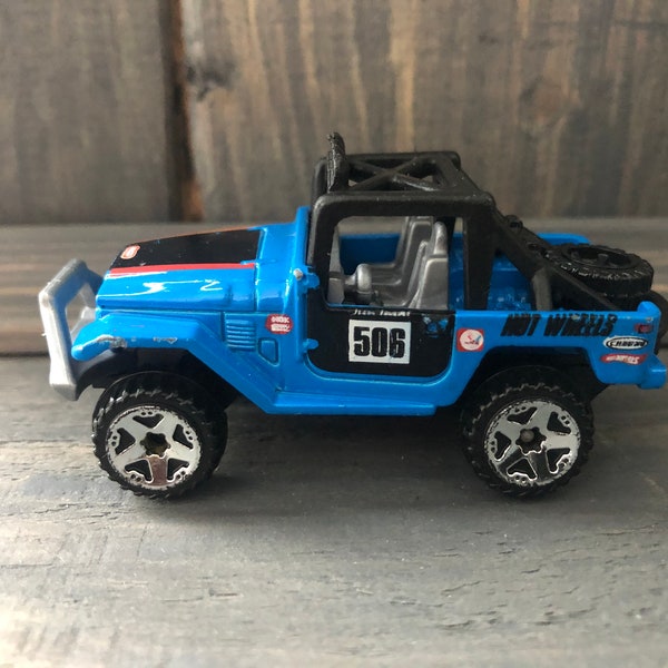 Toyota Land Cruiser FJ40 blue Mattel HOT WHEELS HW Mud Studs 1:64 miniature toy car die cast scale model collectible classic 4x4