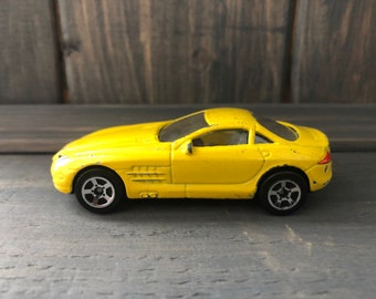 Mercedes Benz SLR Mclaren yellow REALTOY 1:60 miniature die cast car scale model collectible toy race supercar