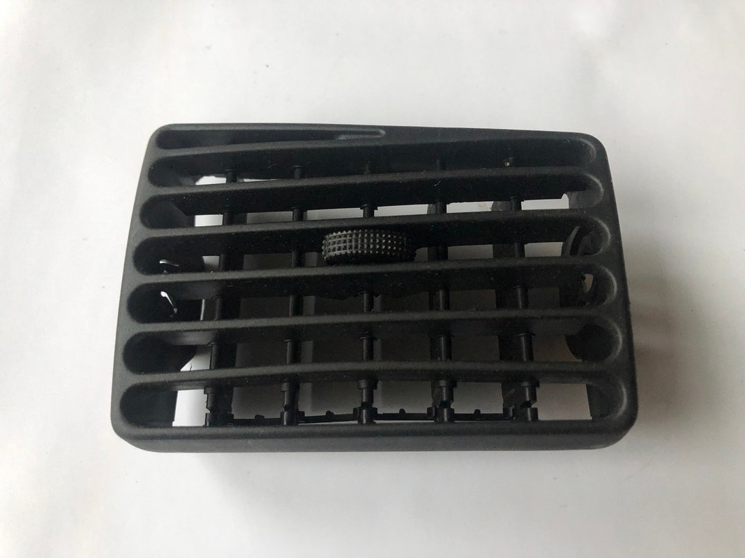 Grille D'Aération Centrale Pour Volkswagen Passat B6 (2007>) - Réf. 3G1857083 - Occasion