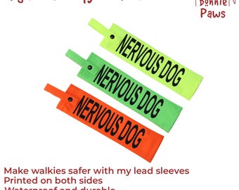 Personligt vattentätt koppelhylsa för hundar; Varningsskydd med hög synlighet för oroliga eller träningshundar