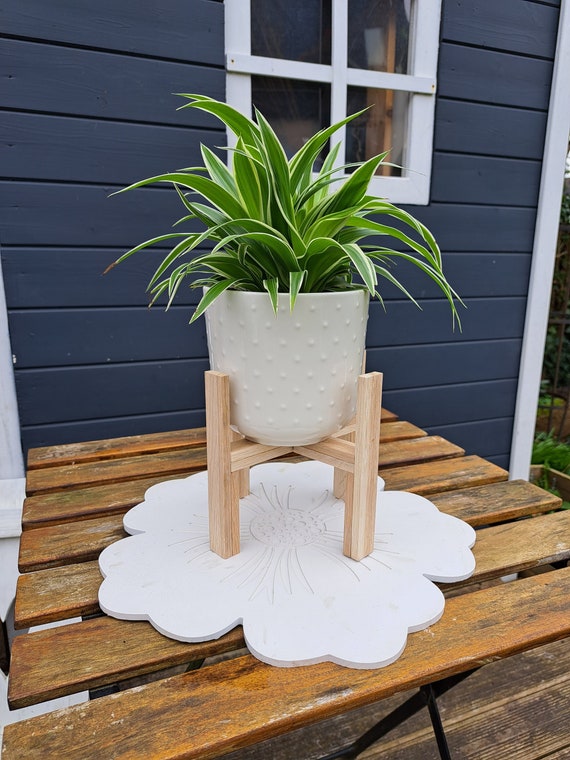 Pflanzenhalter zum dekorieren Blumentopf Ständer zeitloser Skandi Stil als Geschenk Pflanzenständer Holz Übertopfständer Klötzchen Ordnung