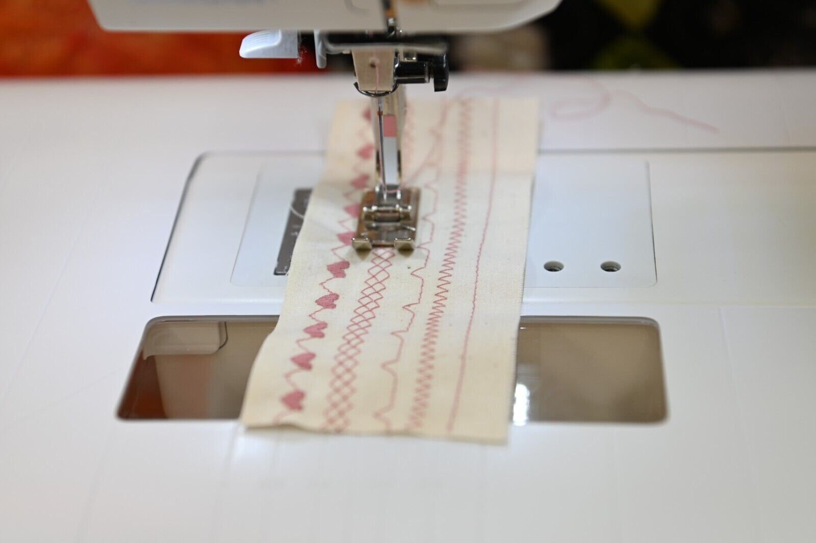 Bernina B330 Sewing Machine Professionally Serviced Very Nice Ready to