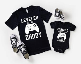 New Dad-bundel: geüpgraded naar papa, speler 2 doet mee, gelaagde gesneden bestanden SVG + PNG + JPEG + GiF Cricut Design Space-bestanden