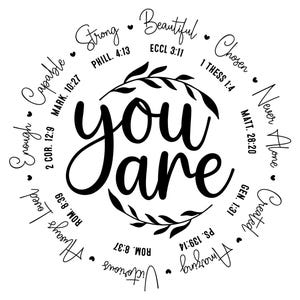 Eres hermosa, nunca estás sola, victoriosa, suficiente, creada, fuerte, asombrosa, capaz, elegida Archivo de corte de Cricut SVG + PNG + JPG + Eps + Dxf
