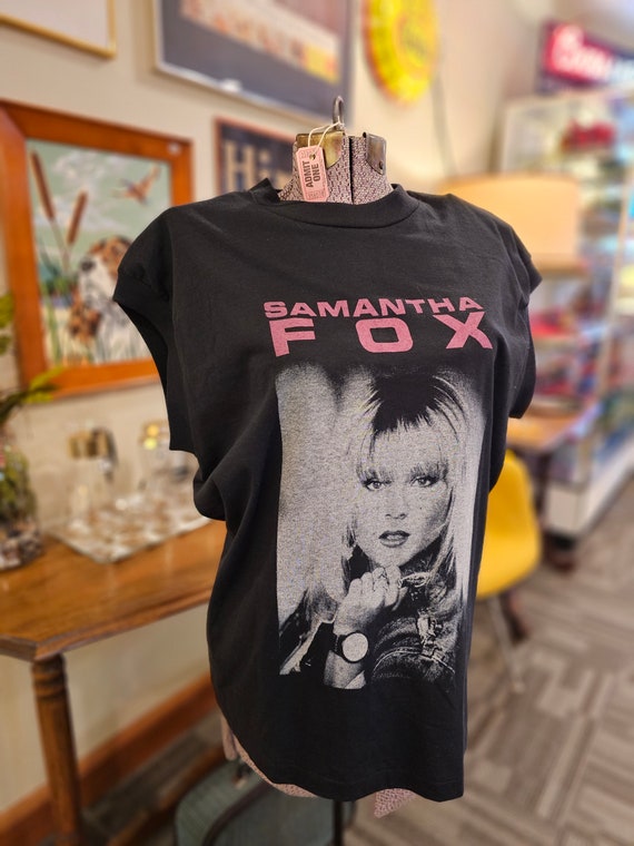 Samantha Fox Cut Off T-Shirt 1980's Black