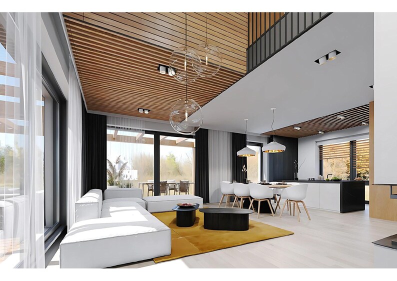 Pu&ograve; includere: Un moderno spazio abitativo e sala da pranzo a pianta aperta con un divano angolare bianco su un tappeto giallo senape, due tavolini ovali neri e una zona pranzo con sedie bianche. Il soffitto presenta listelli in legno e lampade a sospensione.