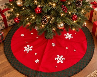 Vintage Christmas Tree Skirt Red Felt Snowflake Applique 48” Plaid Trim Hook loop closure