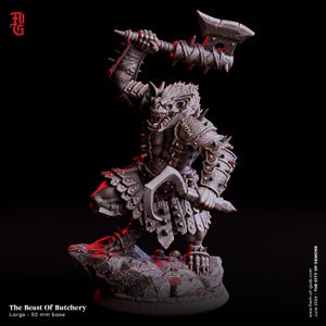 Puede incluir: Figura detallada de "The Beast Of Butchery" de "The City of Demons". El monstruo gris tiene dientes afilados, cuernos y armadura con púas. Empuña un hacha grande y una cuchilla, posado sobre una base rocosa. La base es de 50 mm.