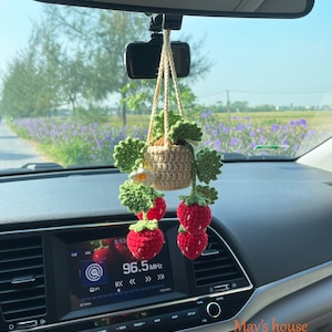 Crochet Strawberry Car Hanging: Potted Plant Car Charm