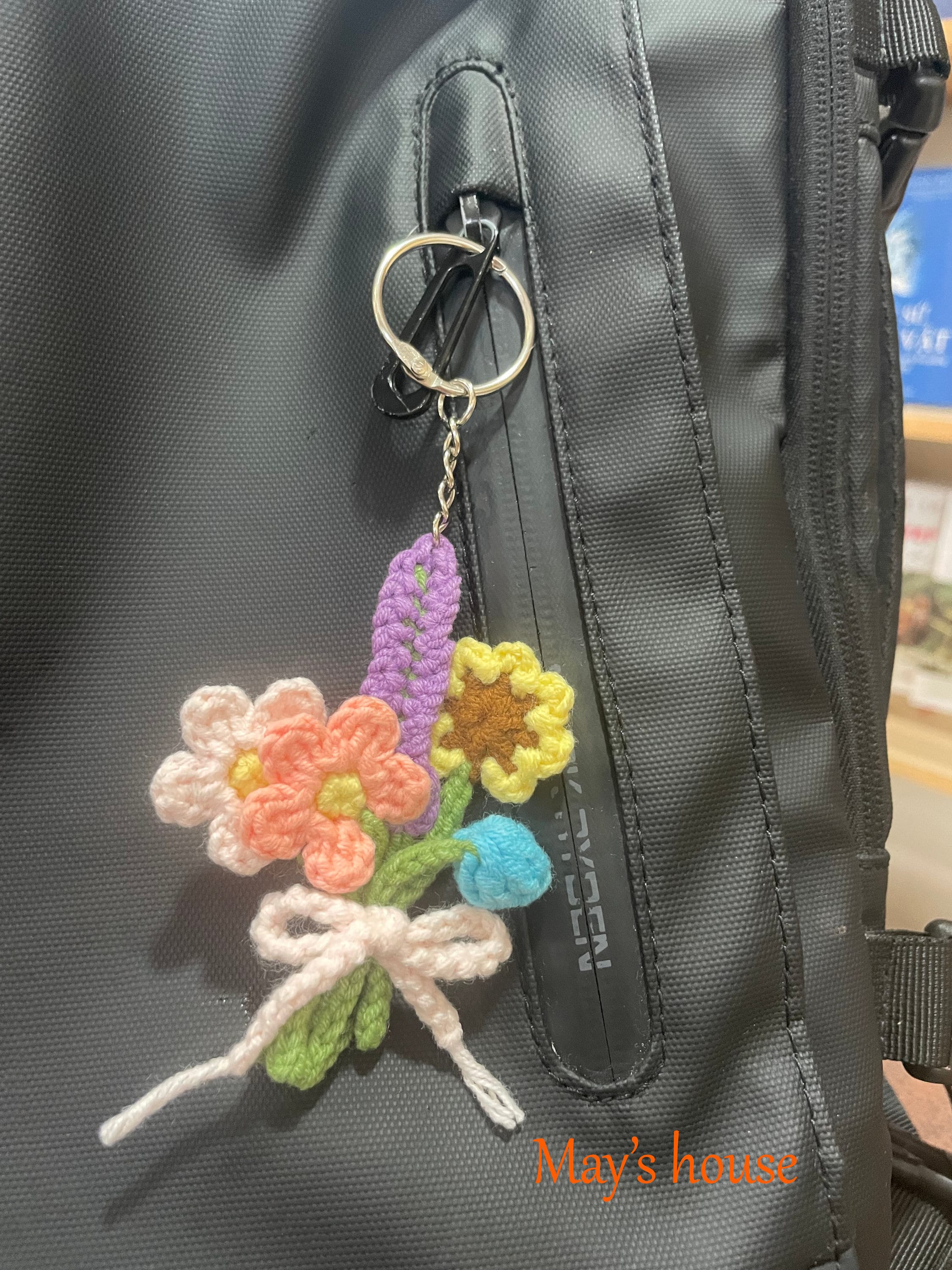 Portachiavi portachiavi a forma di fiore lavorato a maglia da 1 pezzo, pendente per borsa a foglia di fiore di lana all'uncinetto da donna – acquista a prezzi convenienti sul marketplace