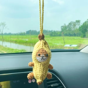 Crochet Banana Kitty Car Charm, Cute Cat in Banana Costume, Rearview Mirror Hanging, Amigurumi Keychain Gift for Cat Lovers