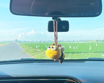 Crochet bee car hanging, cute crochet bee, amigurumi bee,  bee car mirror charm, car decoration, new car gift, new driver gift