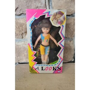 Muñeca vintage L.A. Looks de 1990, morena, de Cititoy, con caja abierta. Se vende tal cual. C3