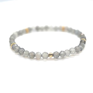 Dainty Labradorite Bracelet with gold flowers, Premium Grade AA Labradorite Bracelet, Crystal Bracelet, 4mm Labradorite Gemstone Bracelet