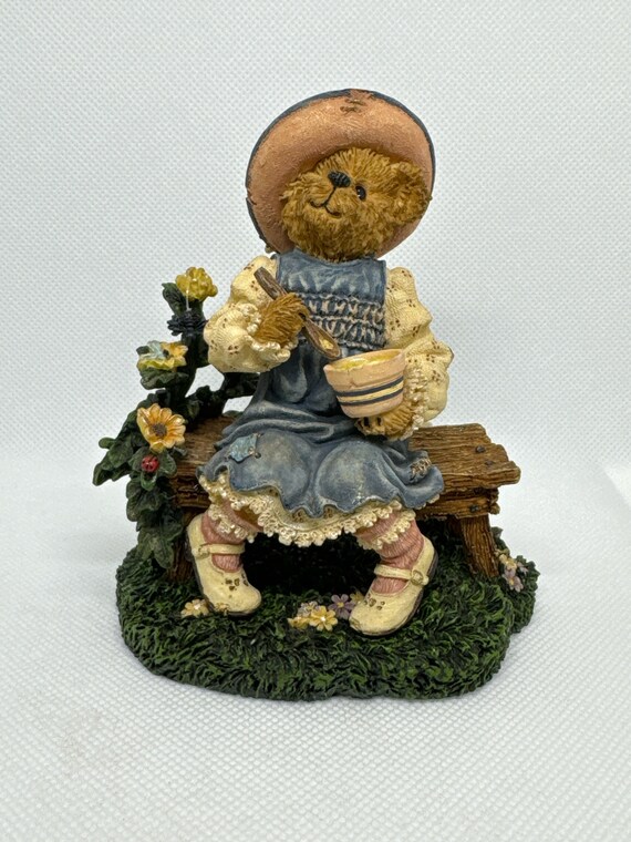 Vintage Boyds Bear Figurine lil miss nugget what’s in the bowl? gift for mom aunt grandma resin bear decor vintage collector