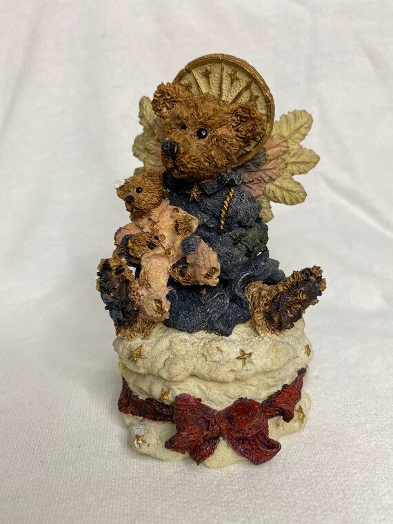 Vintage Boyds Bear Figurine Angelica…The Guardian #2266 gift for angel lover mom aunt grandma vintage resin bear decor