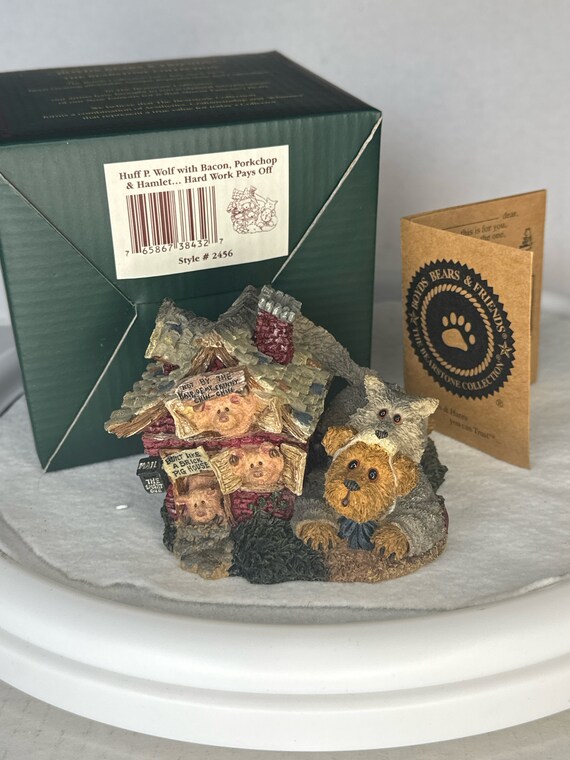 Vintage Boyd bear resin figurines collectors Boyds Bear Figurine Huff P. Wolf with Bacon, Porkchop, & Hamlet Hard work pays off