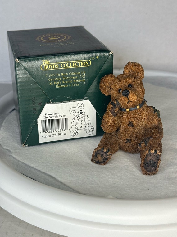 Vintage Boyd bear resin figurine collector shelf sitter Bear Figurine knick knack decor Humboldt the simple bear gift idea for her