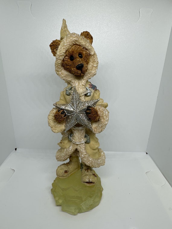 Vintage Boyds Bear Figurine polaris and the North Star on ice gift for mom aunt grandma resin bear decor vintage collector