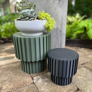 bamboo plant pots indoor Bamboo Plant Stand 5 Tier Space-Saving Eco-Friendly Indoor/Outdoor – Pyle  USA