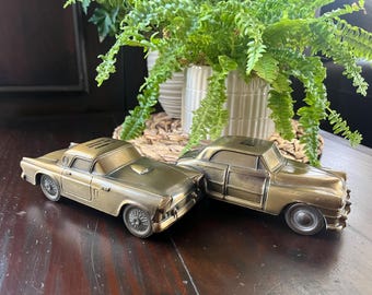 Vintage-Spardose in Autoform aus Metall von Banthrico