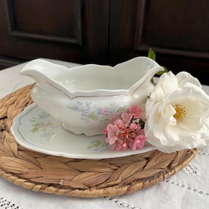 Antique Early 1900’s Vienna Austria Sauce Boat with Detached Plate/Vase White With Floral Design and Gold Trim