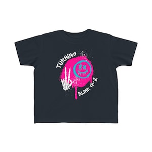Turning Blink 18-2, Kleinkind T-Shirt, Turning 2