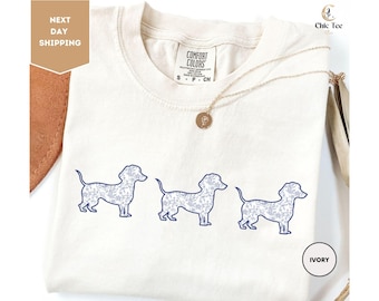 Comfort Colors Dachshund T-Shirt, Blue Toile Dachshund Shirt, Dog Mom Gift, Dachshund Shirt, Cute Doxie Tee, Wiener Dog Shirt, Dachshund Tee