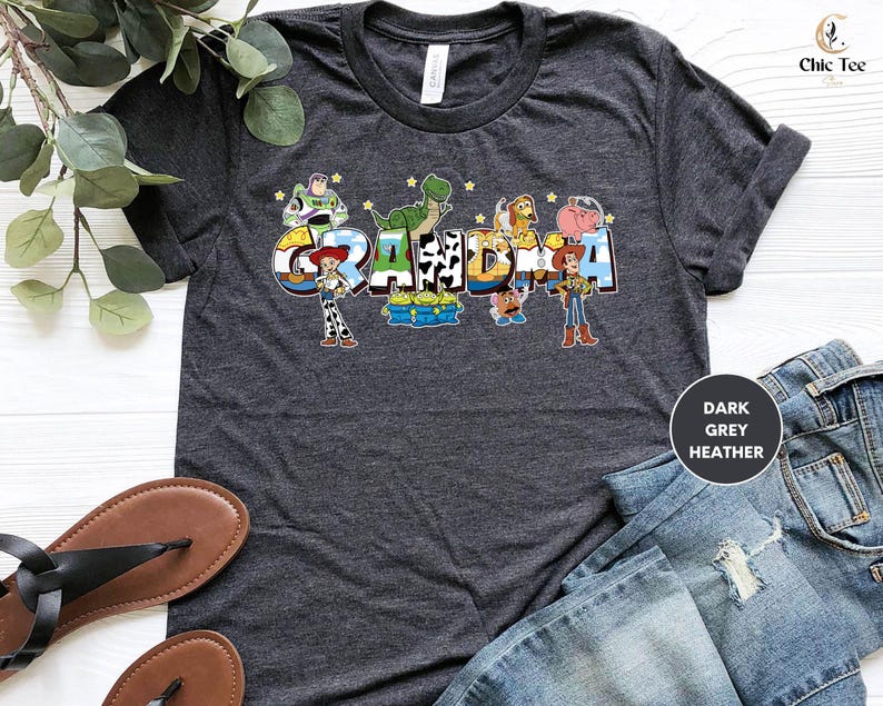 a t - shirt with the word disney on it