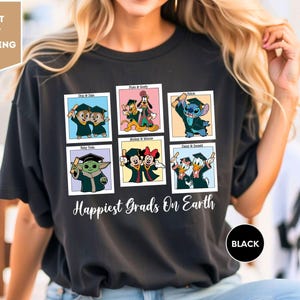 Maglietta "Il laureato più felice del mondo", maglietta di laurea Disney, maglietta di laurea, maglietta del viaggio di laurea, maglietta del laureato più felice, maglietta di Topolino e i suoi amici