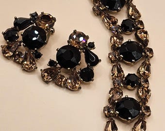 Stunning Rare Vintage Signed Schiaparelli Set With Bracelet and Clip on Earrings