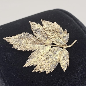 Flora Danica Brooch - Etsy Flora Danica Brooch - Etsy