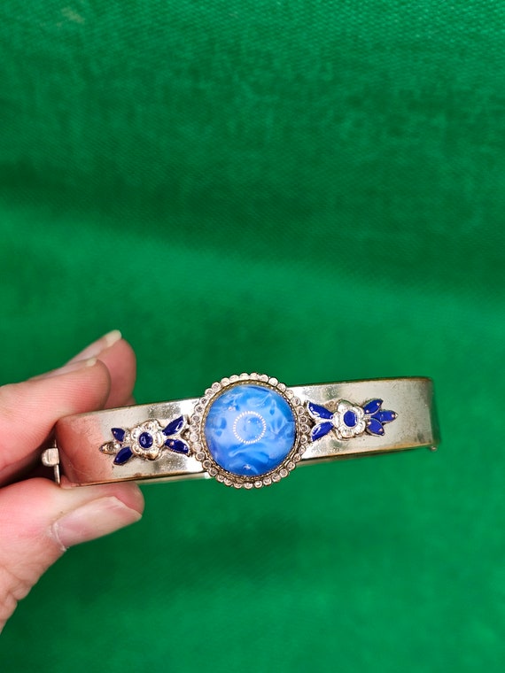Lovely Vintage Sliver Toned Bracelet With Beautif… - image 8