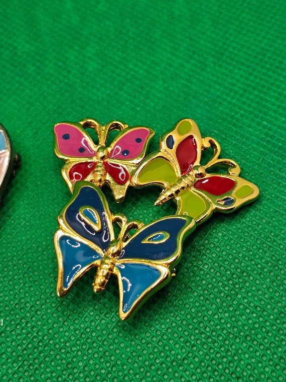2 TC Signed Brooches - image 3